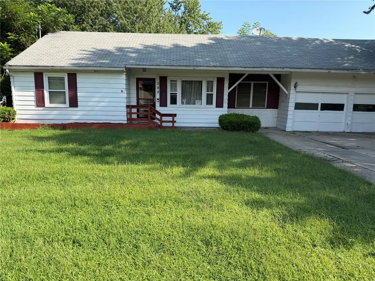 344 SW 28th Avenue, Cedar Rapids, IA 52404 - #1
