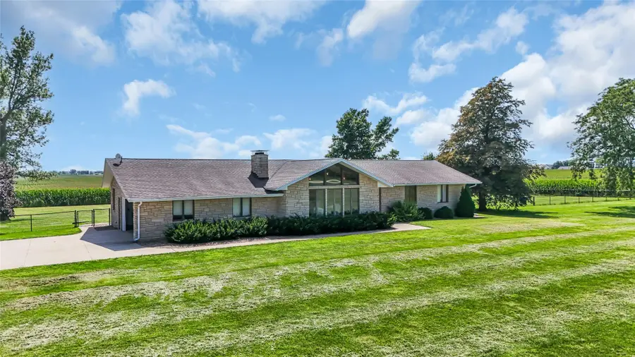 1766 Fernow Road, Marion, IA 52302 - #3
