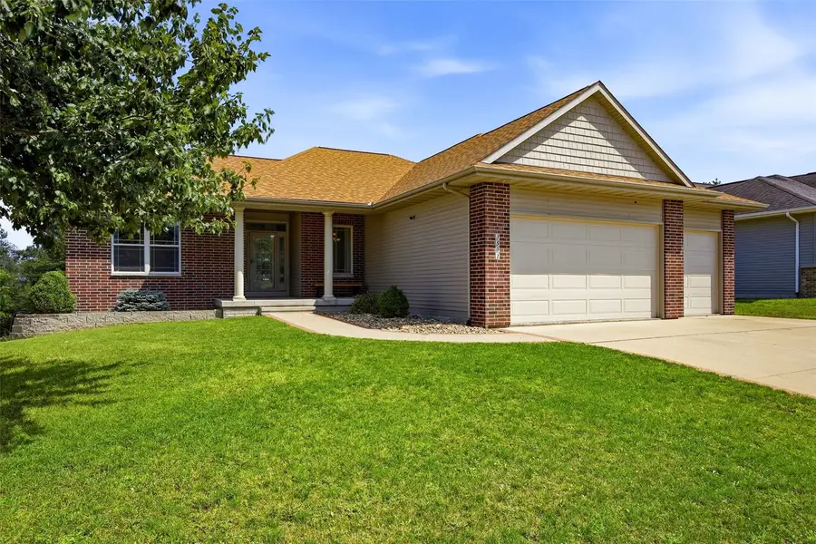 3501 Royal Drive Sw, Cedar Rapids, IA 52404 - #3
