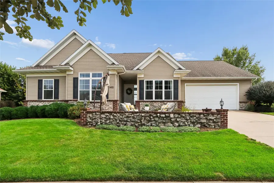 1410 10th Street Sw, Mount Vernon, IA 52314 - #2