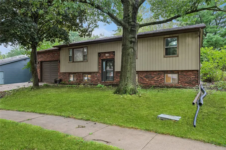 109 Oberlin Street, Iowa City, IA 52245 - #2
