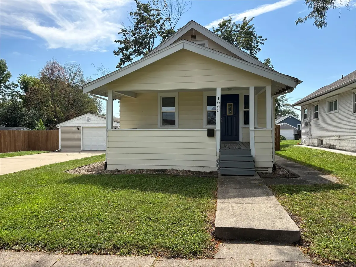 1065 H Avenue Nw, Cedar Rapids, IA 52405 - #1