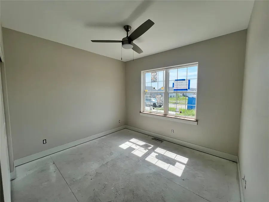 6902 Artesa Bell Drive Sw, Cedar Rapids, IA 52404 - #2