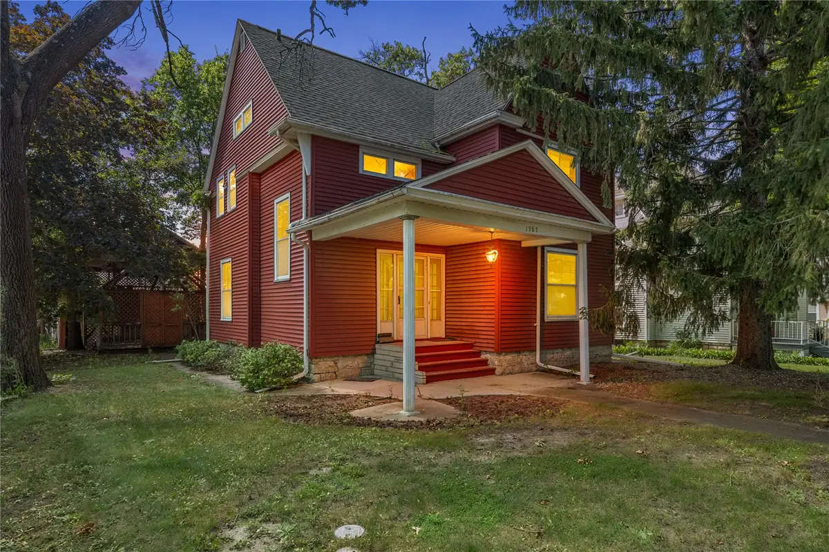 1985 8th Avenue, Marion, IA 52302 - #1