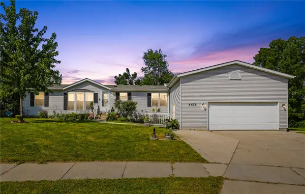 4434 Megan Court, Cedar Rapids, IA 52405