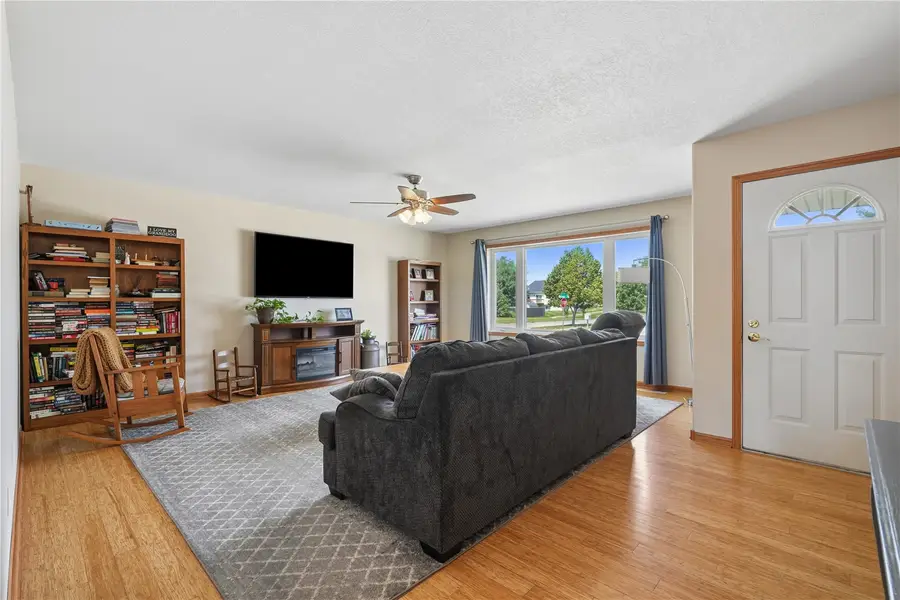 2205 Daleview Dr, Marion, IA 52302 - #3