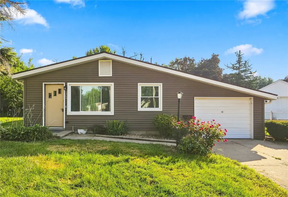 1360 Starry Drive, Marion, IA 52302 - #1