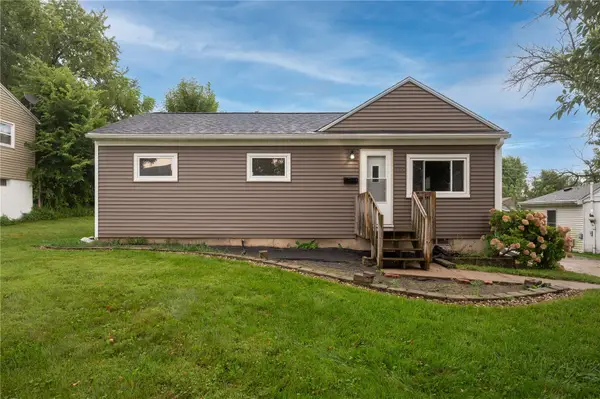 111 21st Street, Marion, IA 52302