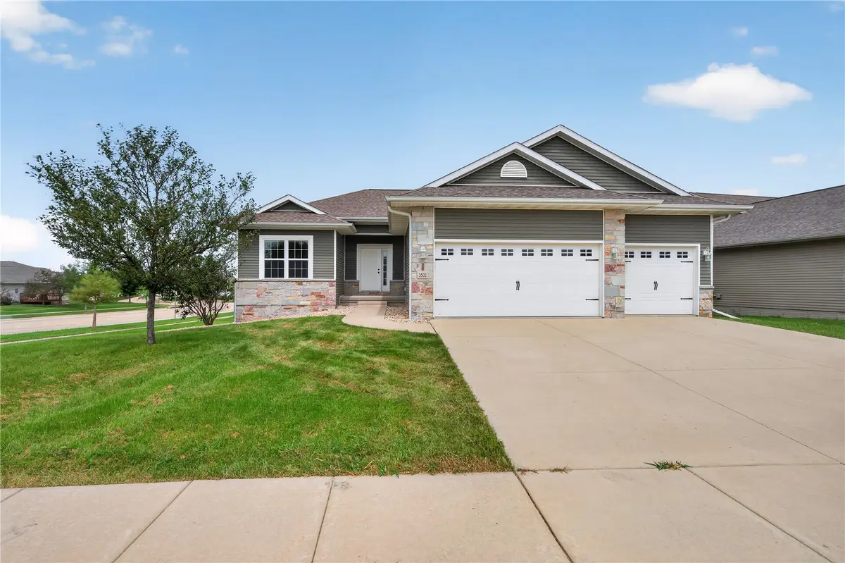 3502 Whitman Avenue, Marion, IA 52302 - #1
