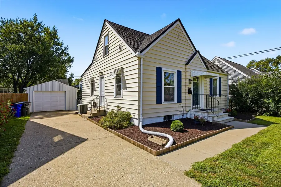 3223 Soutter Avenue Se, Cedar Rapids, IA 52403 - #2
