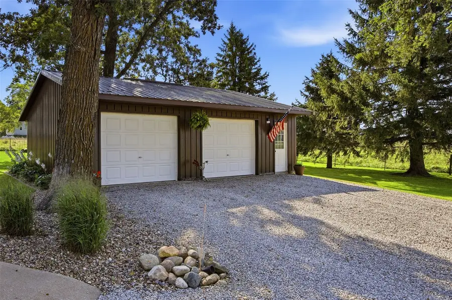 7698 32nd Avenue, Norway, IA 52318 - #3