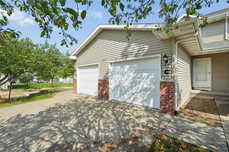 3020 Samuel Court Sw #C, Cedar Rapids, IA 52404 - #2