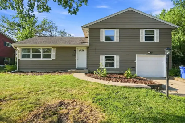 1527 29th Street Ne, Cedar Rapids, IA 52402