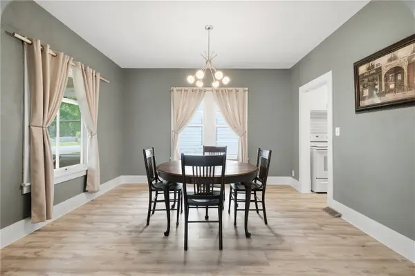 310 N William, Earlville, IA 52041