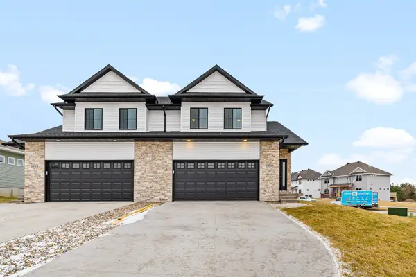 1405 Winterberry Lane, North Liberty, IA 52317