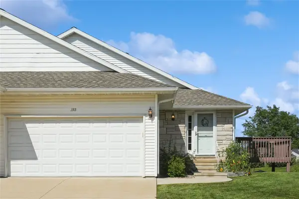 3313 Stoneview Circle Sw, Cedar Rapids, IA 52404