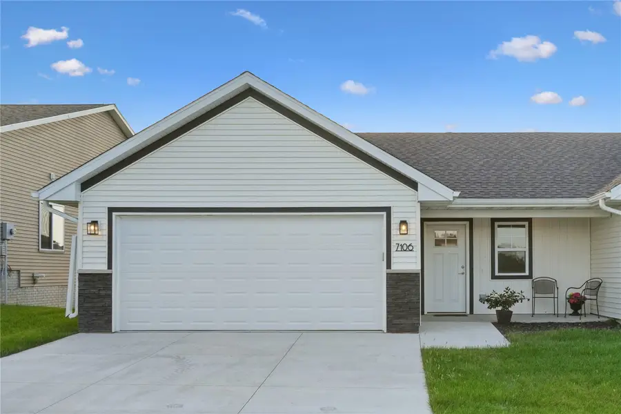 7106 Waterview Dr, Cedar Rapids, IA 52404 - #2