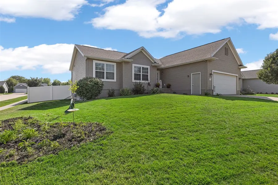 8634 Harrington Drive Ne, Cedar Rapids, IA 52402 - #3