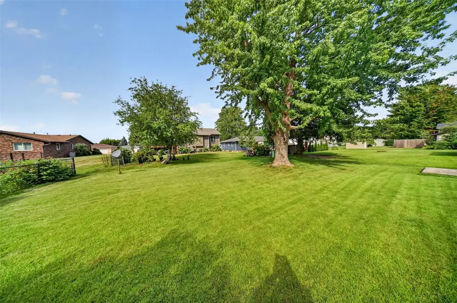 3140 27th Avenue, Marion, IA 52302 - #2