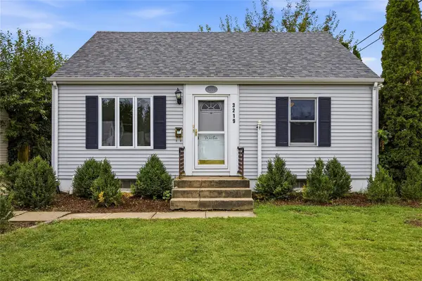 3219 Dalewood Avenue Se, Cedar Rapids, IA 52403