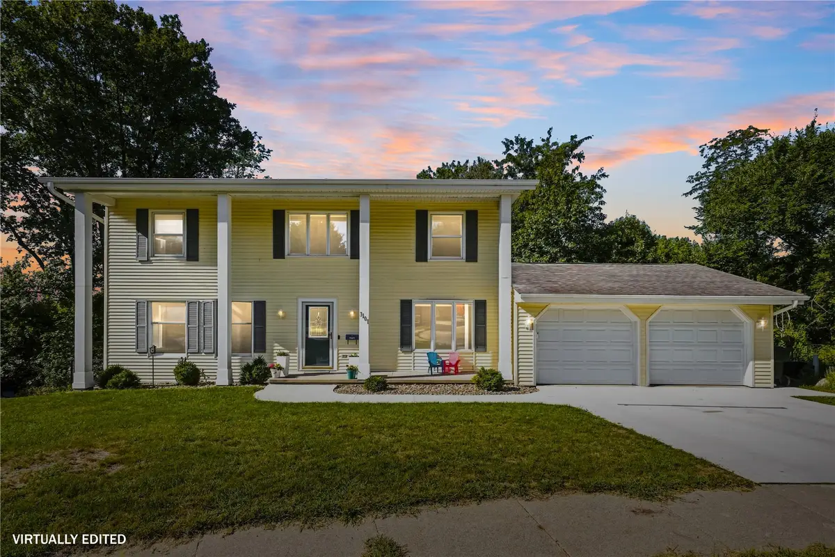 3101 Blue Ridge Court Ne, Cedar Rapids, IA 52402 - #1