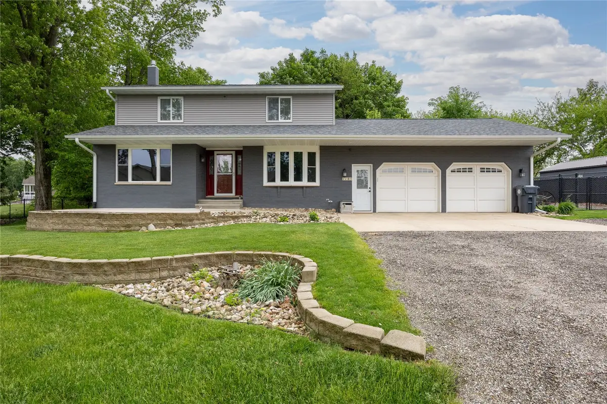 1105 Maple Street, Robins, IA 52328 - #1