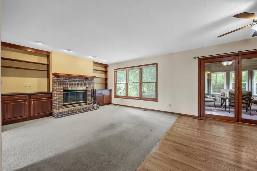 3333 Riverside Drive, Cedar Rapids, IA 52411 - #3
