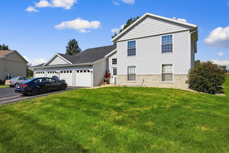 4131 Lexington Drive Ne #B, Cedar Rapids, IA 52402 - #2