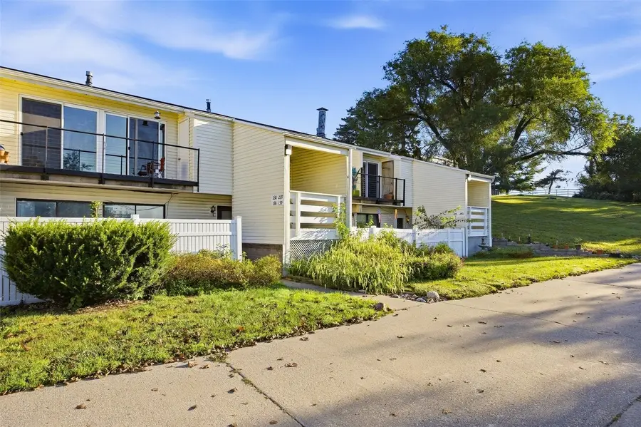 2955 Bowling Street Sw #138, Cedar Rapids, IA 52404 - #2