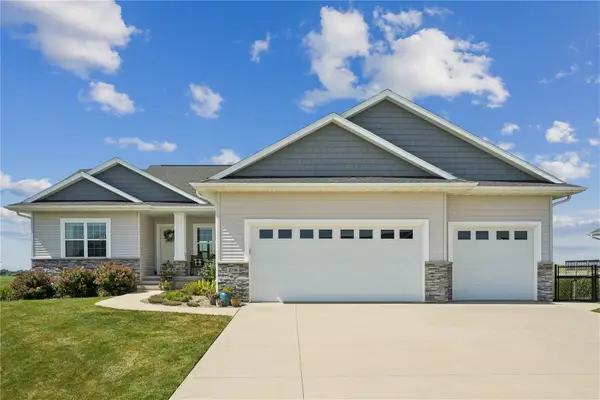 2776 Creekview Trail, Palo, IA 52324