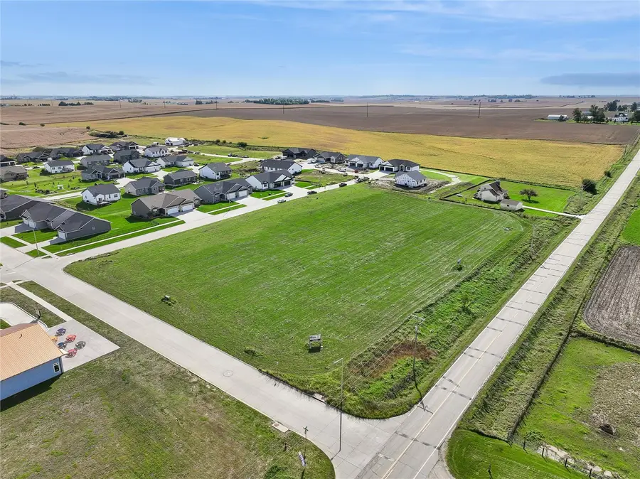 671 Driftwood Lane, Atkins, IA 52206 - #3