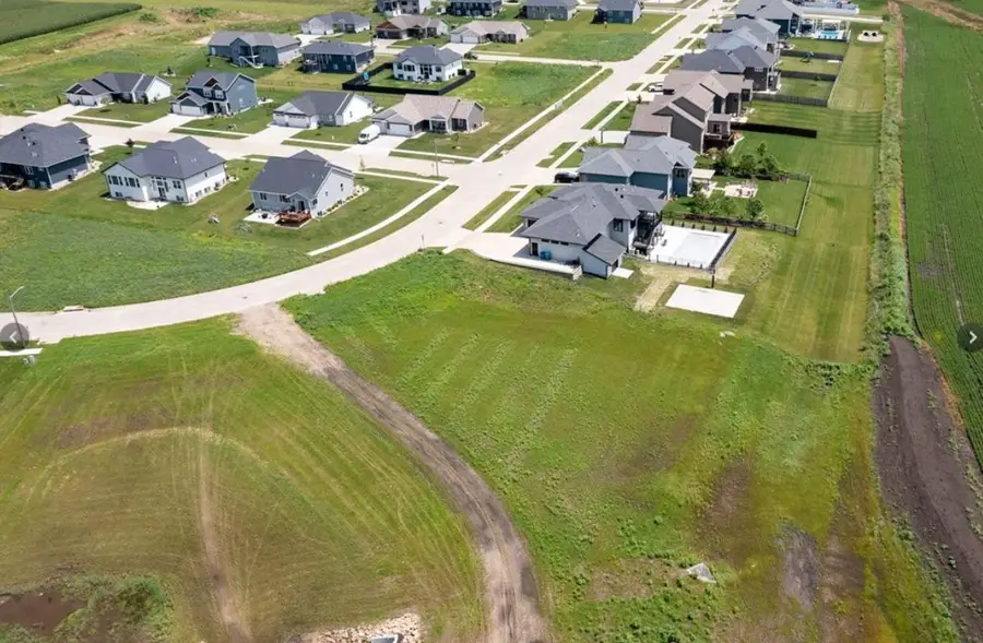 1385 Heartland Street, Fairfax, IA 52228 - #3