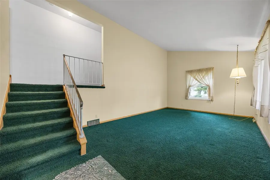1015 29th Street Ne, Cedar Rapids, IA 52402 - #3