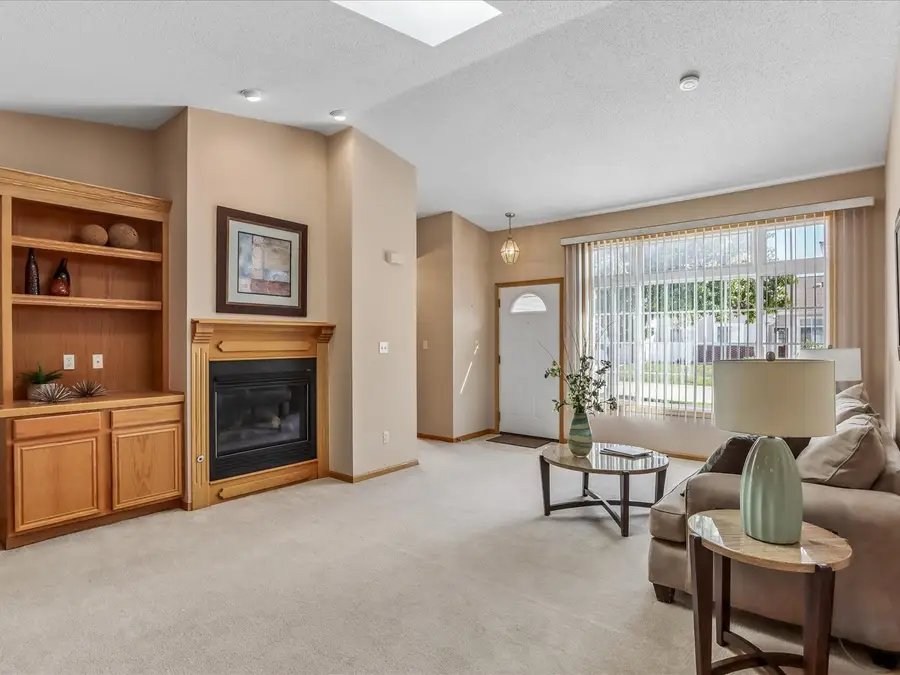1233 74th Street Ne, Cedar Rapids, IA 52402 - #3
