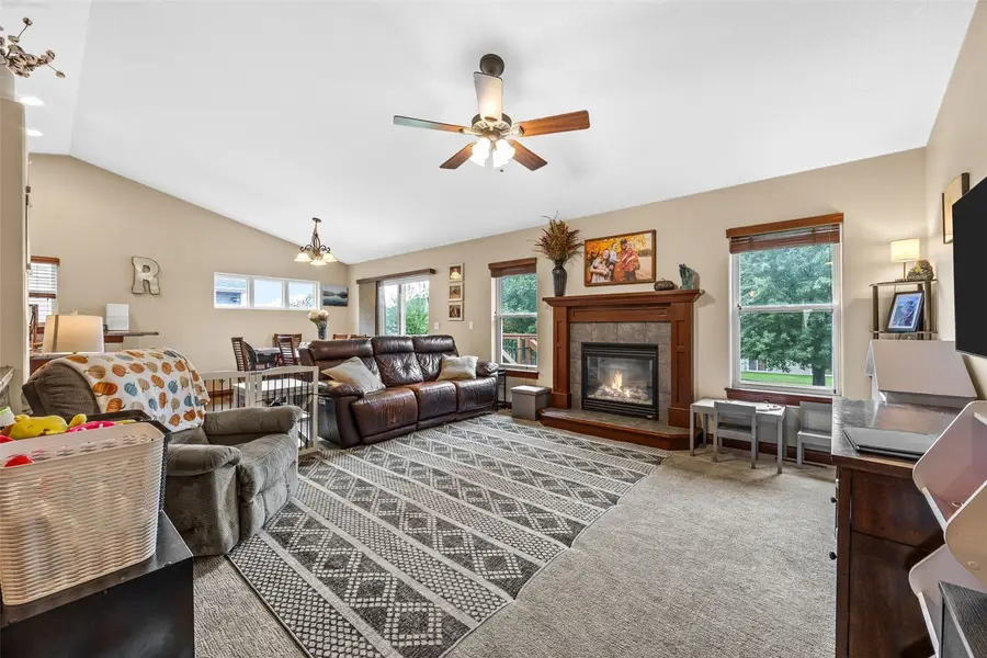 5503 Ruhd Street Sw, Cedar Rapids, IA 52404 - #3