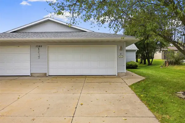1365 Daleview Drive #D, Marion, IA 52302
