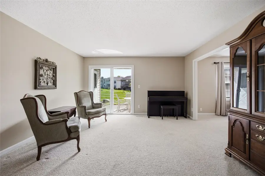 3813 Summerfield Ln Ne #A, Cedar Rapids, IA 52402 - #2