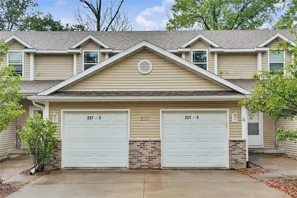 237 38th St Drive Se #4, Cedar Rapids, IA 52403