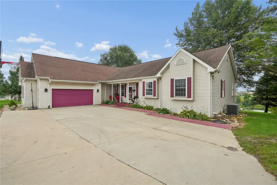 9902 Dutch Creek Drive, Anamosa, IA 52205 - #3