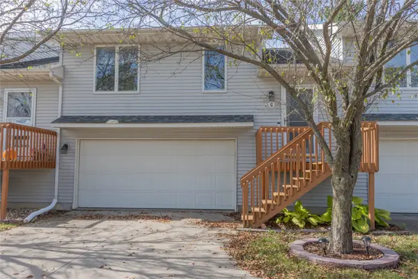 408 Sugar Creek Lane #G, North Liberty, IA 52317