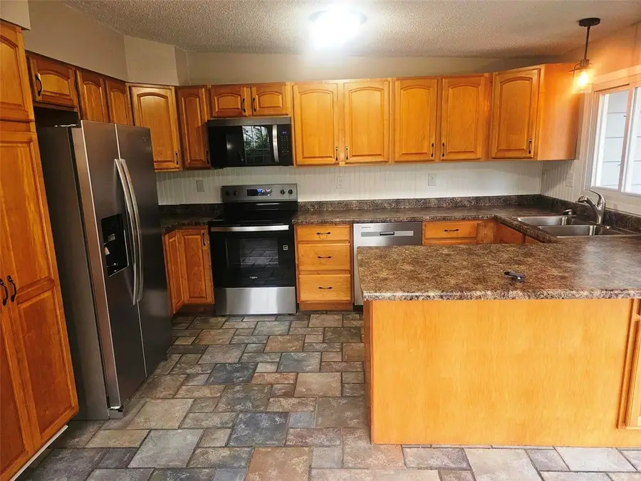 1915 11th Avenue, Marion, IA 52302 - #3