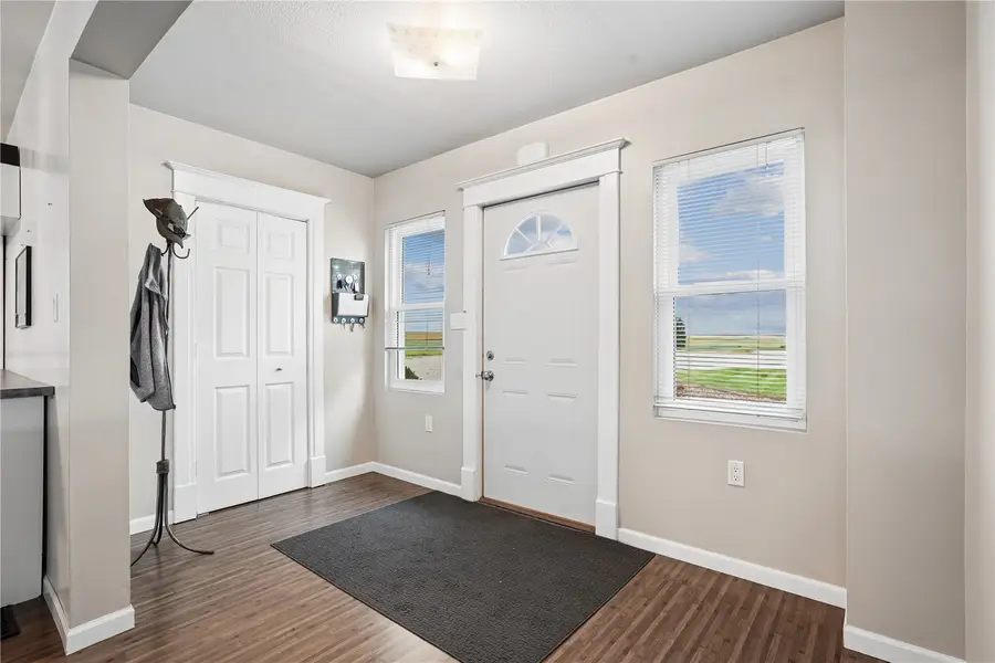 2275 59th St Drive, Vinton, IA 52349 - #3