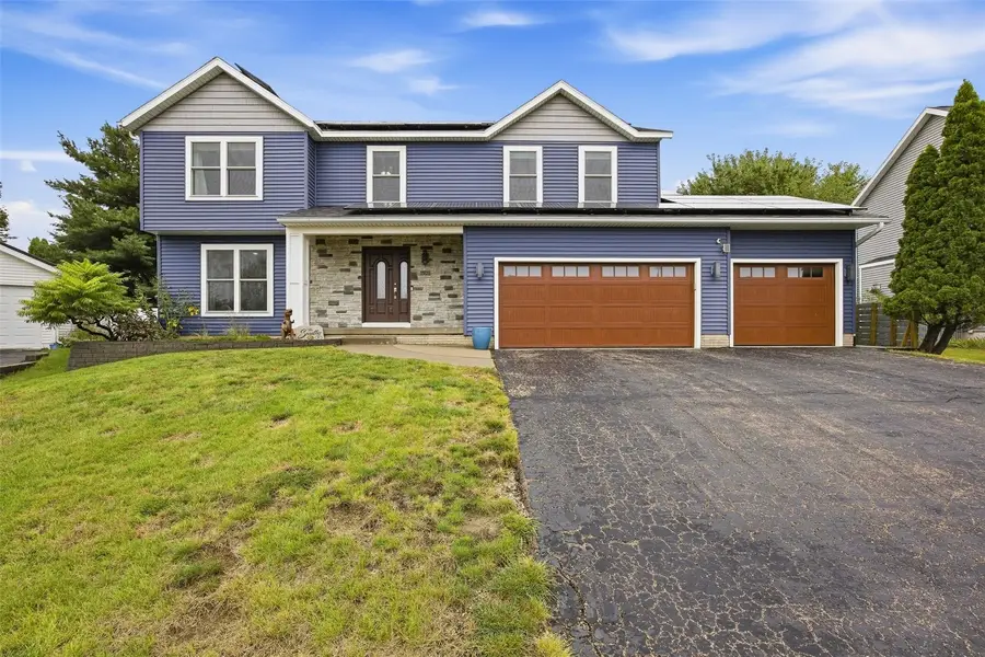 7925 Foxfield Dr Ne, Cedar Rapids, IA 52402 - #3