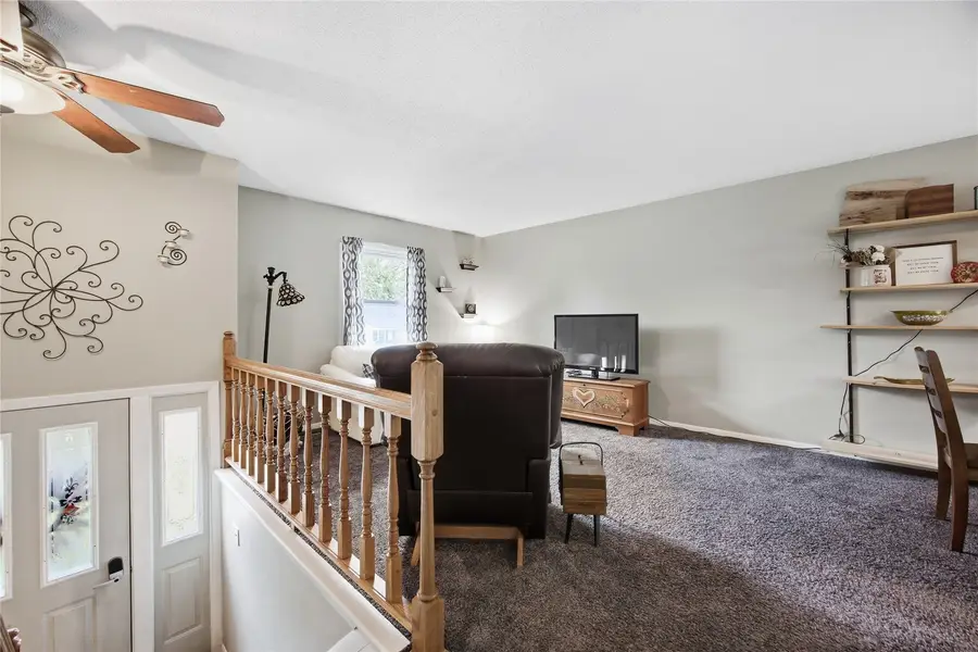 518 Windsor Drive, Solon, IA 52333 - #3