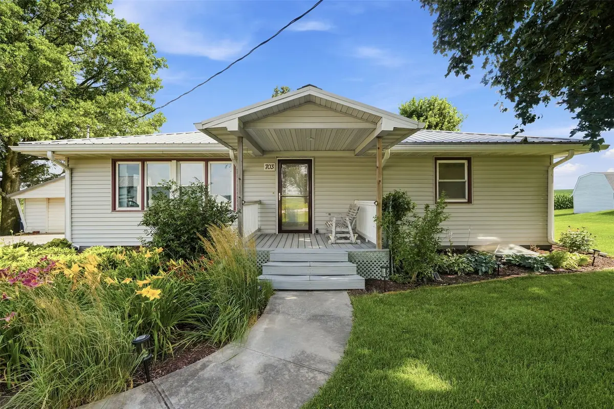 703 E State Street, Williamsburg, IA 52361 - #1