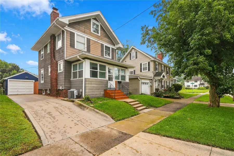 352 20th Street Se, Cedar Rapids, IA 52403 - #2