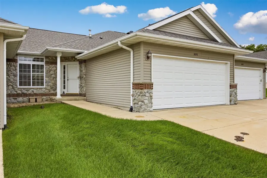 3645 Stoney Point Road Sw, Cedar Rapids, IA 52404 - #2