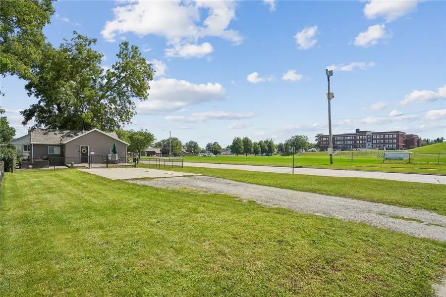 603 15th Street Nw, Cedar Rapids, IA 52405 - #2