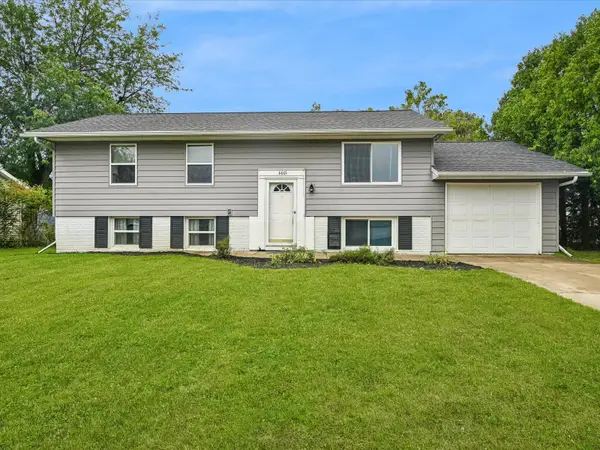 6601 Arbor Lane Ne, Cedar Rapids, IA 52402