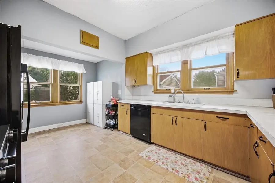 1724 J Ave Ne, Cedar Rapids, IA 52402 - #3